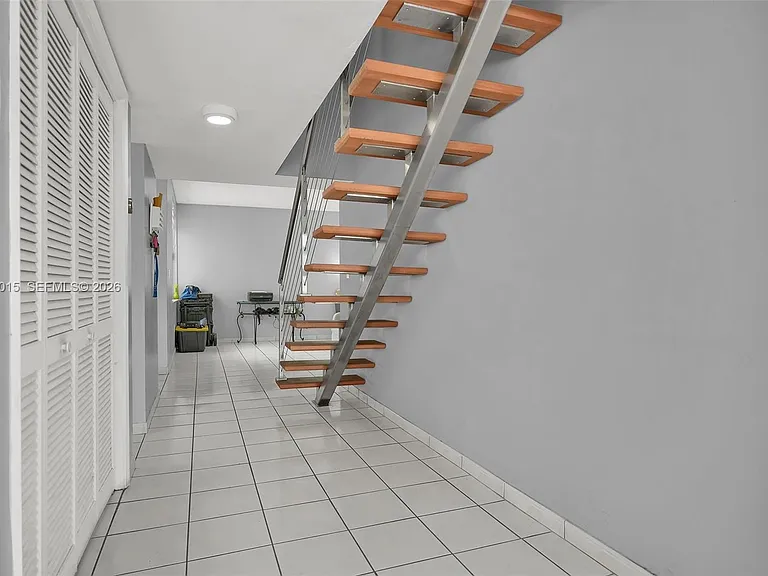 9177 Fontainebleau Blvd #3 — Photo 18
