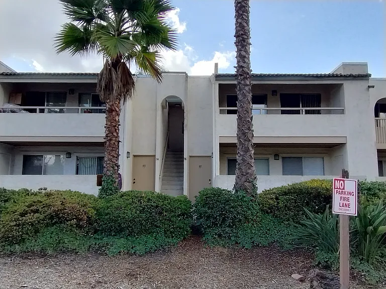 Black Mountain Villas — Photo 29