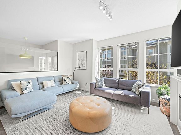 3rd image of 5551 Admiral Way #67