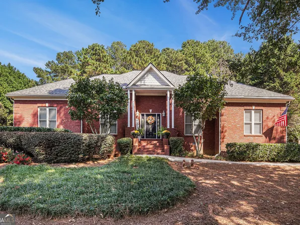 615 Wellington Dr, Winder, GA 30680