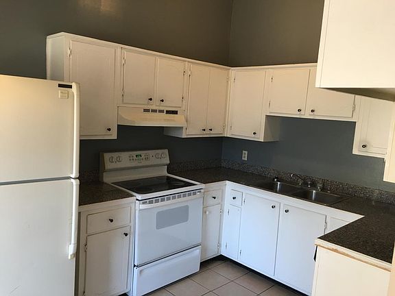 Kitchen- other view