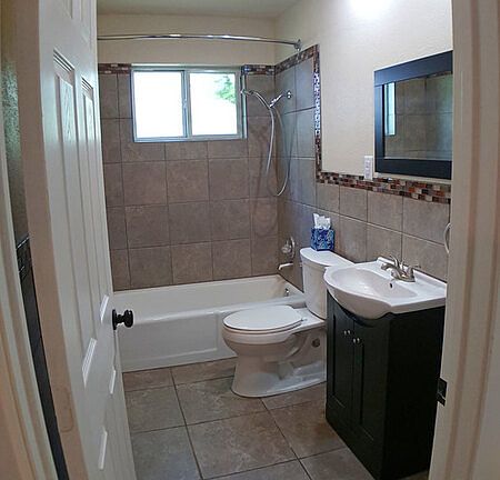 5th image of 7211 Bucknell Dr