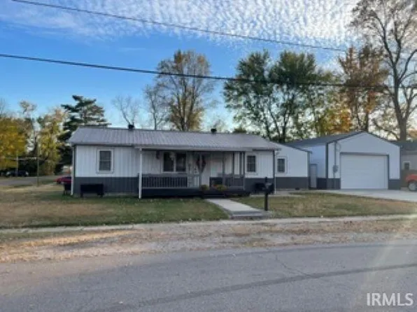 702 Vine St, Rockport, IN 47635