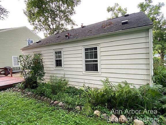 2nd image of 1801 Arborview Blvd