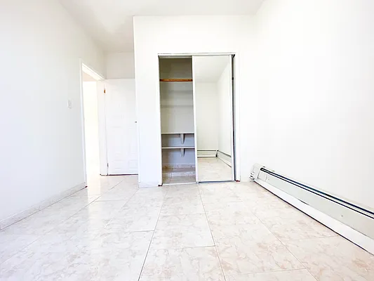 Rented by RealTegrity NY LLC | media 20