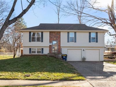 10611 W 48th St, Shawnee, KS, 66203