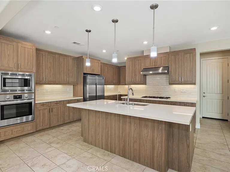 6795 Solterra Vista Pkwy — Photo 17