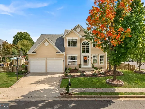 702 Mount Holly Pl NE, Leesburg, VA 20176
