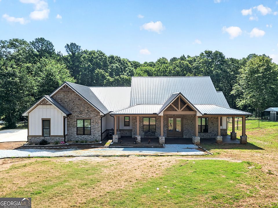 1st image of 289 Maple Dr