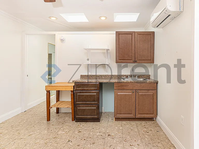 6534 Precourt Dr — Photo 6