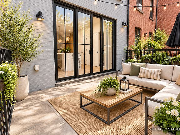 4th image of 552 Lexington Ave #2
