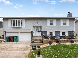 6322 Catalina Ave, Oak Forest, IL 60452