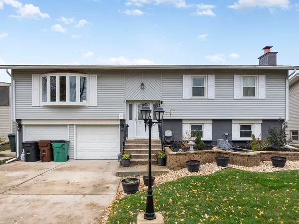 6322 Catalina Ave, Oak Forest, IL 60452