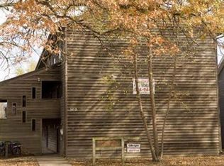 302 S Busey Ave #A, Urbana, IL