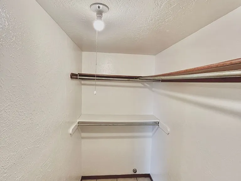 1901 E Lindsey St — Photo 62