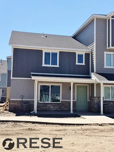 3 bed, 2.5 bath, 1530 sqft, $1,600 — Photo 2