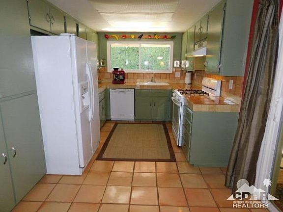 3rd image of 69325 Nilda Dr