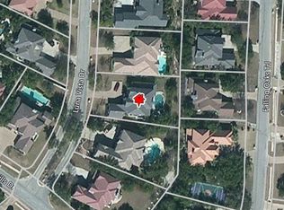 404 Luna Vista Dr, The Hills, TX 78738