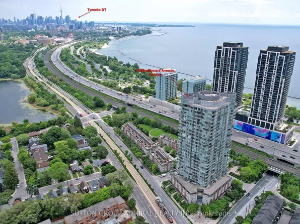 15 Windermere Ave #314, Toronto, ON M6S 5A2