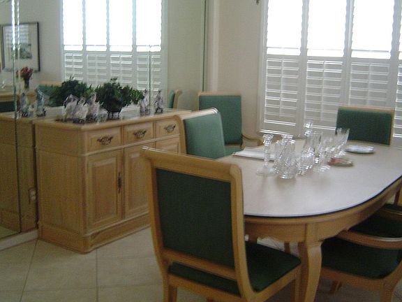 5th image of 711 Glen Abbey Way