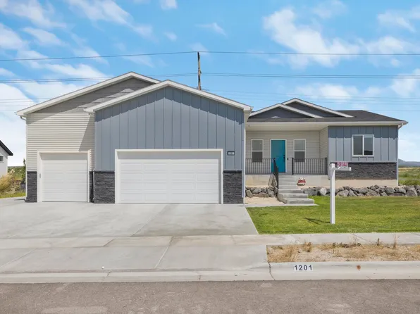 1201 Dolostone Dr, Pocatello, ID 83201