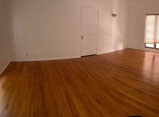 953 17th St #B, Santa Monica, CA 90403