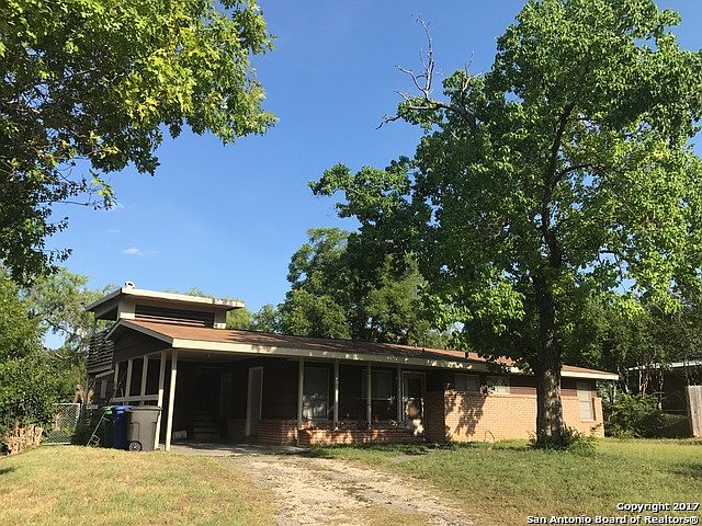 1st image of 414 Bloomfield Dr