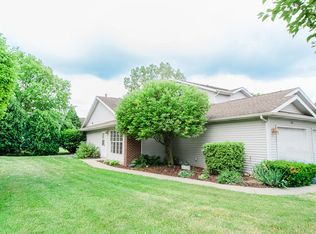 1971 Laura Ln, Chesterton, IN 46304