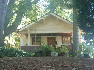 165 NW 56th St, Seattle, WA 98107