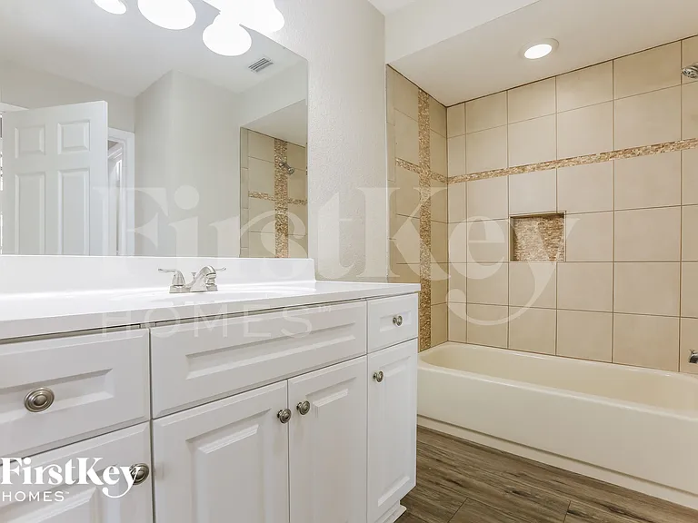 820 Springview Ave NW — Photo 10