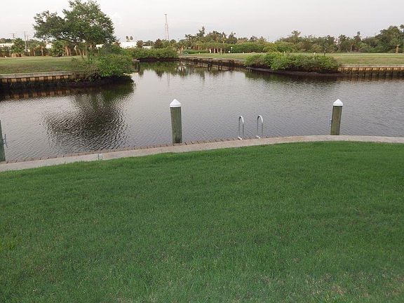 4th image of 404 Moorings Cove Drive