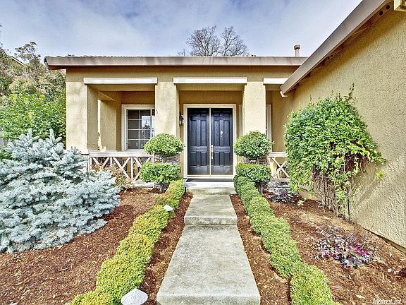 2nd image of 4004 Melrose Ct