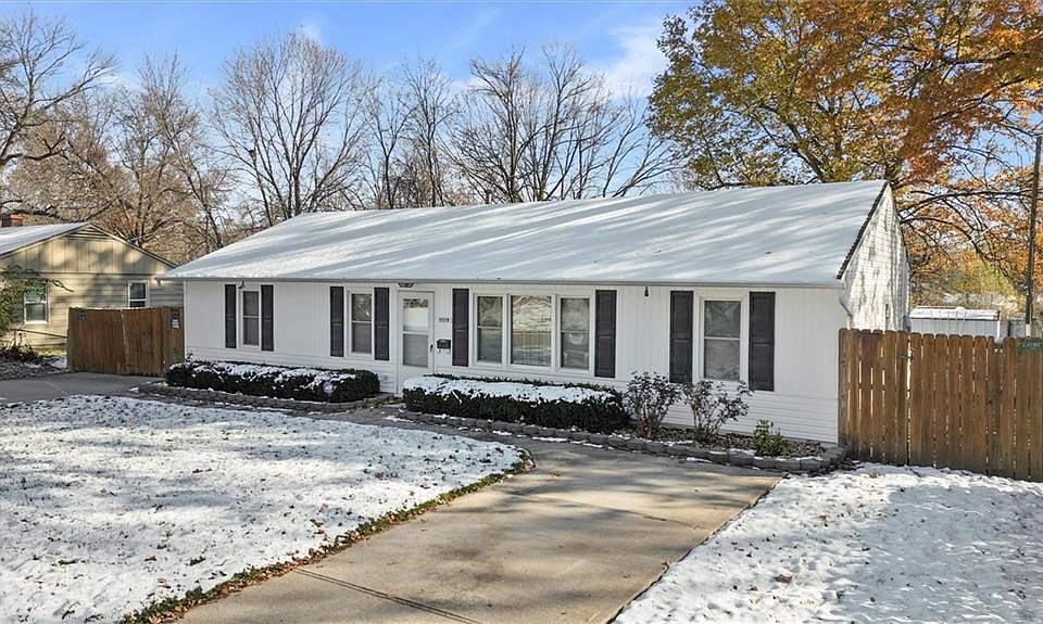 1st image of 11119 Herrick Ave