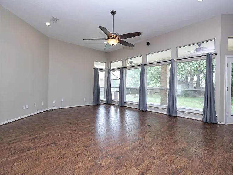 105 Lawrence Marshall Dr — Photo 8