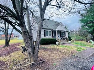 26 Lyndale Ln, Waynesboro, VA 22980