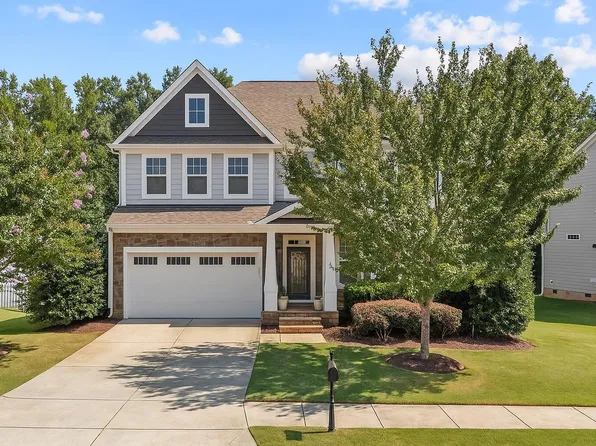 46 Woods Manor Ln, Clayton, NC 27527