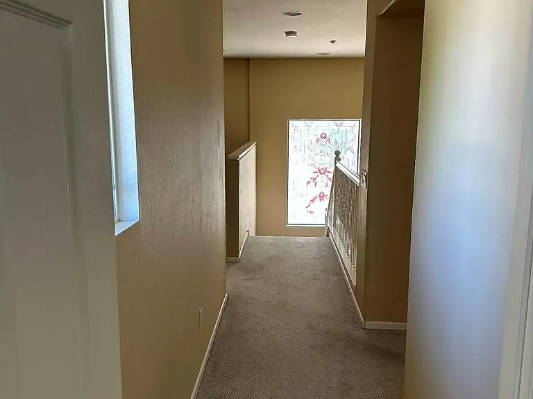 2552 Valley Waters Ct — Photo 15