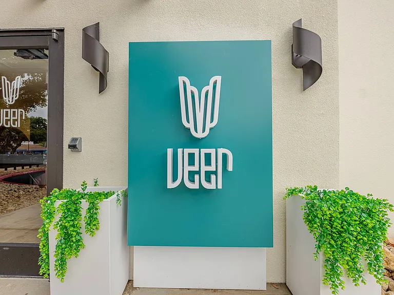 VEER Apartments — Photo 35