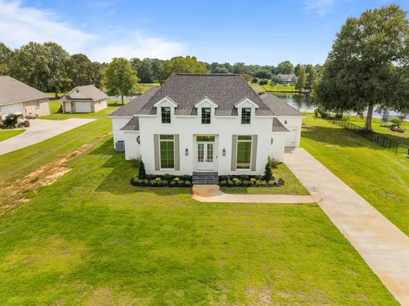 46 Long Lake, Carriere, MS 39426