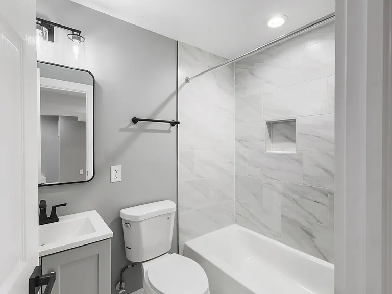 3018 Taylor Ave — Photo 12