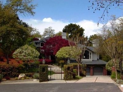 4 Wood Acres Ct, Orinda, CA, 94563