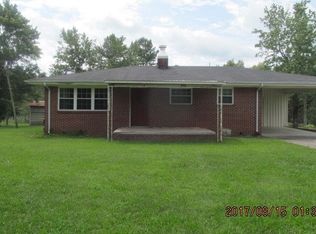 1226 Leonard Bridge Rd, Chatsworth, GA 30705