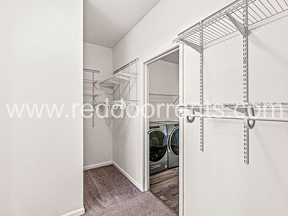 3rd image of 4920 Penoyer Ln