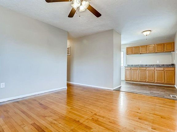 2nd image of 3001 S Rotherwood Ave
