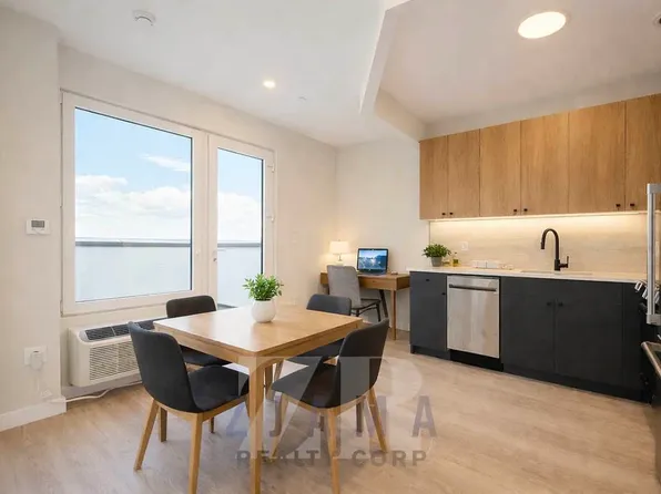 1584 Fulton Street image 1 of 8