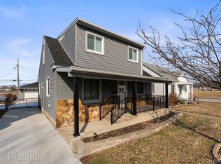 17881 Wexford St, Roseville, MI 48066