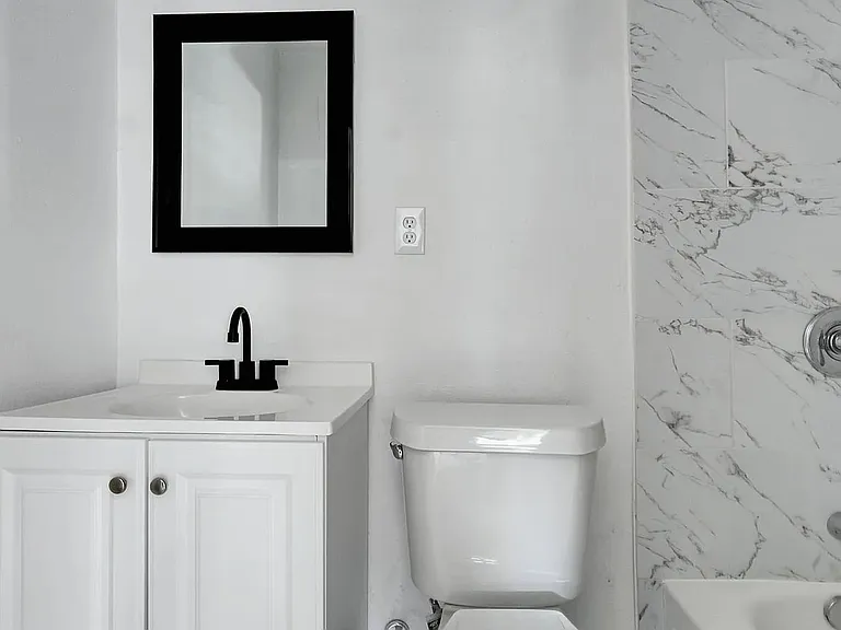 2737 Stuart Dr — Photo 20