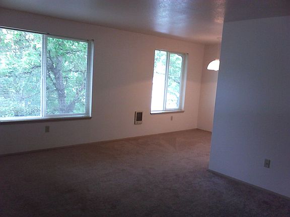 4th image of 430 Brittany Way NE #369-417