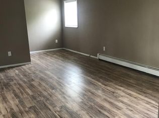 582 Rye Ct, Valley Stream, NY 11580