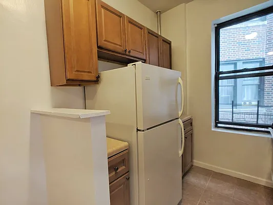 Rented by Highline Residential | media 9